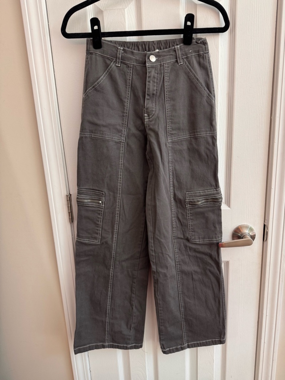 RACHEL PAIGE Wide Leg Cargo Pants Gray Contrast Stitching Size S